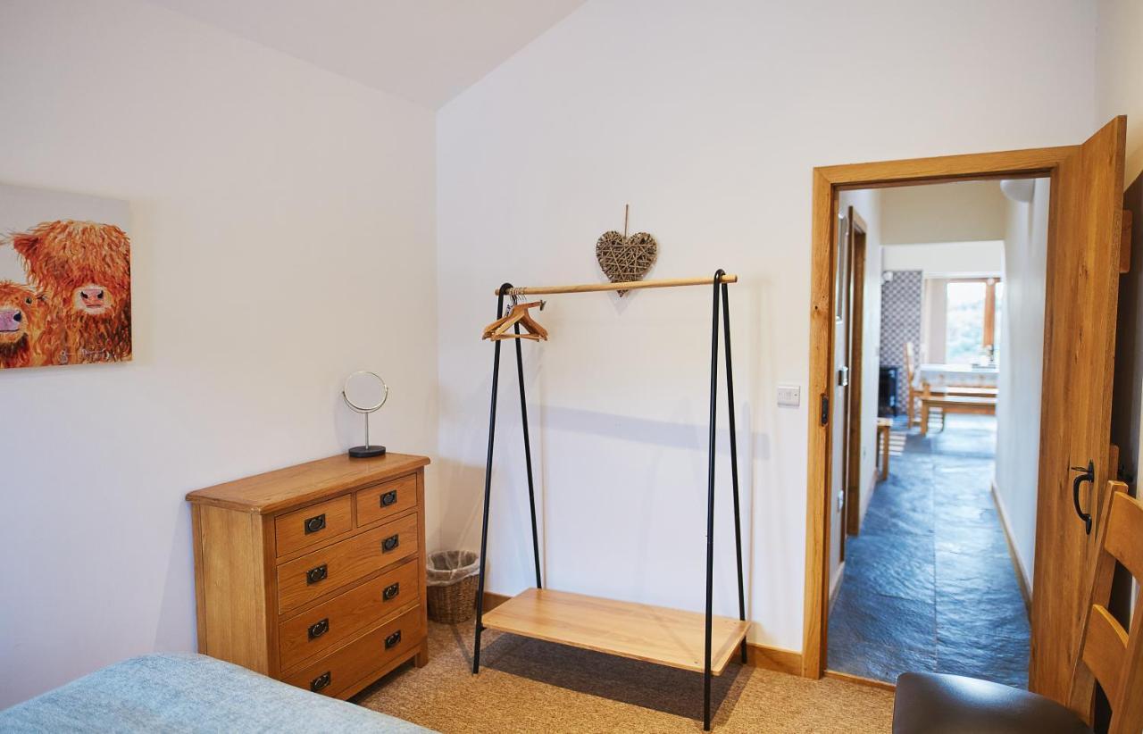 The Old Dairy - Boutique Countryside Cottage At Harrys Cottages Pen-y-Clawdd Ngoại thất bức ảnh